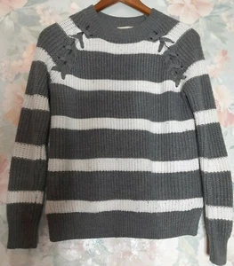 Pinque Women Gray and White Striped Pullover Sweater Size XS - Picture 1 of 8