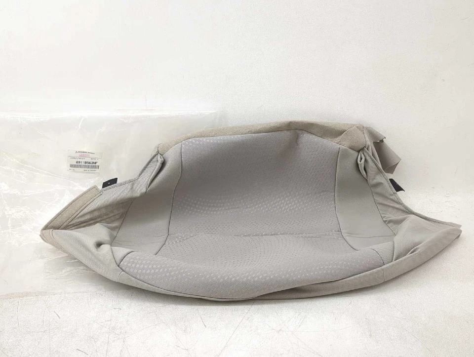 全新 原始设备制造商 三菱座椅套 前 LH 灰色布 2017 - 2020 Mirage G4 6911B563HF — 第 1/4 张图片