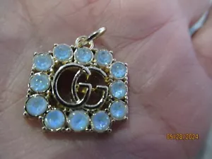 GUCCI ZIP PULL BLUE CHARM 21X19MM gold tone, METAL SO PRETTY - Picture 1 of 5