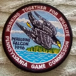 Pa. Game Commission Working Together For Wildlife Patch Peregrine Falcon 1996 - Picture 1 of 2