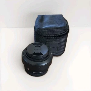 Sigma 30mm F2.8 - Picture 1 of 3