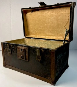 Antique Miniature Bassett Salesman Sample Travel Trunk Doll House Steamer VTG - Picture 1 of 12