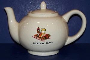 WONDERFUL NEW RAE DUNN ARTISAN COLLECTION CHRISTMAS DECK THE PAWS TEAPOT - Picture 1 of 8