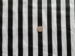 Black & White Medium Stripe Polycotton fabric material - £4.80 for full metre - Picture 1 of 2