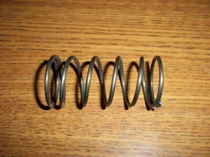 Compression Spring, 2.5" long 1.225" OD, 1.015" ID, 0.105" music wire 24 lbs./in - Picture 1 of 4