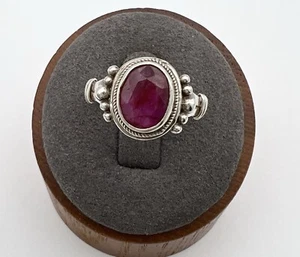 Anillo de plata de ley con piedra rubí talla 7,5 - Imagen 1 de 8