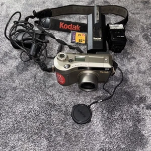 Cámara digital Kodak DC 4800 3,1 MP con batería y estuche no probada - Imagen 1 de 7