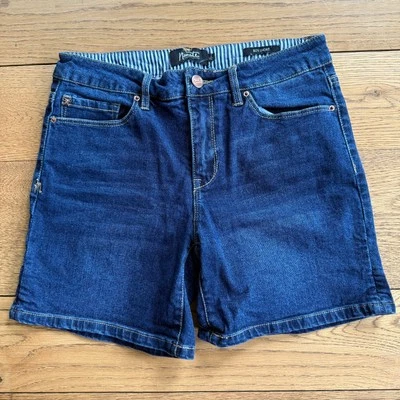 Nanette Lepore Mid Rise Denim Boy Short SZ 2 5 inch inseam Dark Stretch Classic - Image 1 of 4