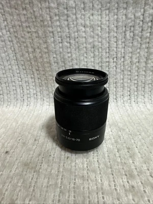 SONY Camera Lens 55 DT f3.5-5.6 18-70mm 0.38m/1.3ft MACRO n50 walkaround ZOOM - Image 1 of 4