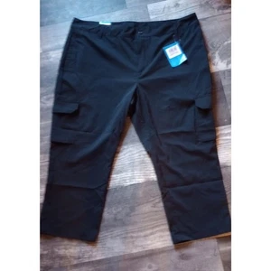 Columbia Women's Size 18W Omni Shade Active Fit Capris -NWT - Picture 1 of 11