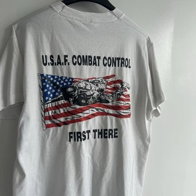 Camiseta vintage de la Fuerza Aérea de los Estados Unidos First There 90s Talla grande Foto 1 de 4