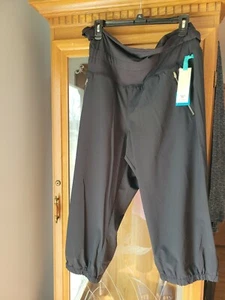 Livi Active ladies 14/16 performance stretch Capri - Picture 1 of 10