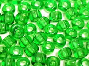 20gm Matsuno size 6/0 (3.6mm) Beads - Colour 19-Tr - Crystal Clear Fern Green - Picture 1 of 4