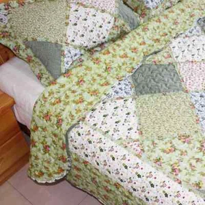 Plaid Padded Quilt Set 3pcs Bedspread Quilted Blanket with Pillowcases Bed Cover - Picture 1 of 21