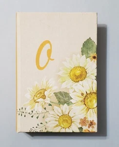 Caja de almacenamiento escondite decorativa para margaritas pequeñas letra O cierre magnético - Imagen 1 de 7