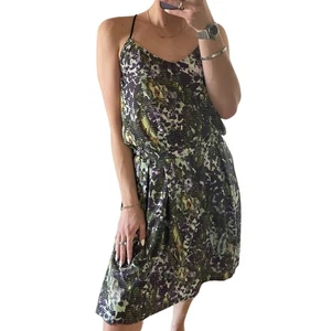 Vestido Blusa Lululemon Floral Sin Mangas Cuello en V 4 - Imagen 1 de 9