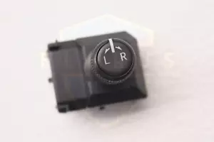 2016 TOYOTA PRIUS LEFT DOOR SIDE MIRROR SWITCH CONTROL KNOB 8487247030 OEM - Picture 1 of 3