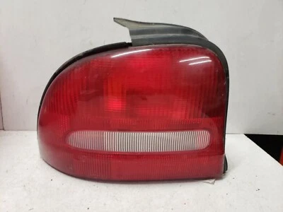 1998 Dodge neon lh side tail light  Foto 1 de 4