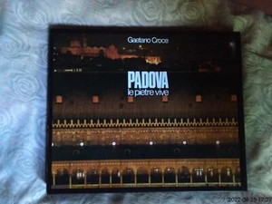Padova: le pietre vive (Fotografie di Gaetano Croce) - Picture 1 of 8