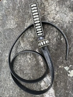 Vtg.VICENZA # 1471 Black ITALIAN CALFSKIN /Solid Nickel/ Gold Buckle Belt 28 S - Image 1 of 4