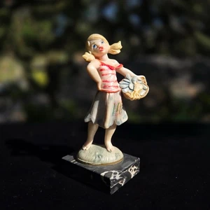Fontanini Depose Italy Girl With Basket Figurine Standing On Marble Base - Picture 1 of 8