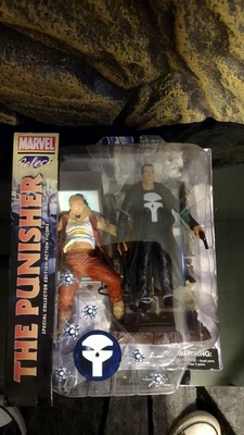 Diamond Select Marvel Comics PUNISHER Collector Edition Action Figure * NEW - Image 1 of 4