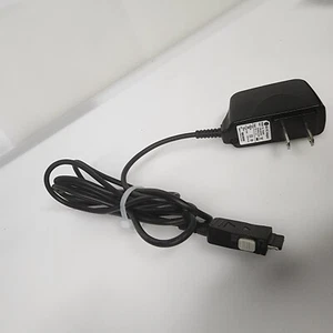 LG TA-P02WR AC Adaptor Power Supply Cellphone Charger Output 5V 1A - Picture 1 of 7