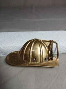 1 hebilla de cinturón de latón de 3 3/4" con diseño de sombrero de bombero - Imagen 1 de 2