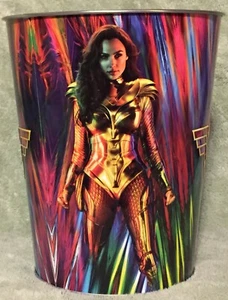 Wonder Woman 84 Kino Sammlerdose - WW84 - 2020 - Gal Gadot - Bild 1 von 2