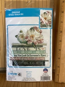 "Libros apilados Janlynn LOVE IS de Carol Robinson contados punto de cruz 10""x10"" NUEVO - Imagen 1 de 3