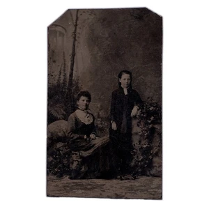 Antique Victorian Flower Girls Tintype Portrait - 19th Century Seated & Standing - Picture 1 of 2