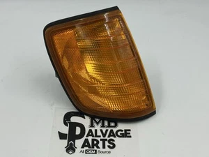 86-93 Mercedes W124 E500 E420 E320 Right Hand Front Turn Signal 1248260343 OEM - Picture 1 of 8