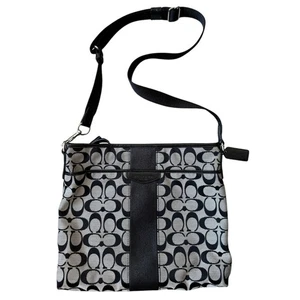 Coach Signature Stripe File Bag Crossbody Shoulder Bag Purse Messenger Black  - Picture 1 of 6