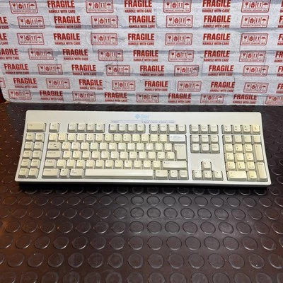 SUN Microsystems Model Type 7  320-1365-03- USB PC Keyboard Vintage Rare - Image 1 of 2