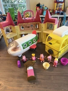 Peppa Pig Lot - Picture 1 of 5