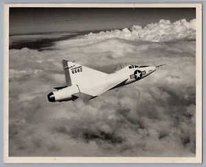CONVAIR XF-92A LARGE VINTAGE ORIGINAL MANUFACTURERS PHOTO USAF US AIR FORCE 1 - Picture 1 of 2
