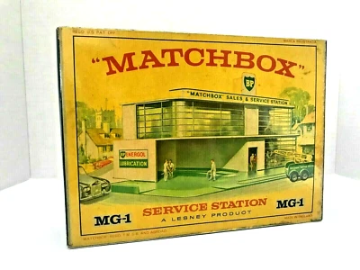Matchbox Lesney  MG-1 SERVICE STATION BP / Empty Repro Box** - Image 1 of 2