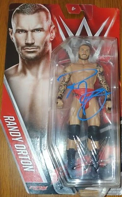 FIGURA FIRMADA RANDY ORTON WWE RAW SERIE 18  Foto 1 de 2