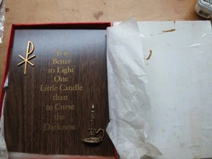 IT IS BETTER TP LIGHT ONE LITTLE CANDLE Wanddeko PLAKETTE Religion LOT 1 - Bild 1 von 17