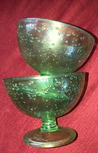 1950’s. GREEN BUBBLE ACRYLIC PEDESTAL DESSERT BOWLS - Picture 1 of 1
