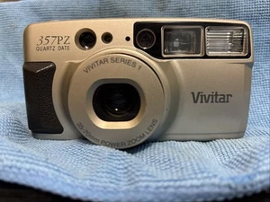 Vivitar 357PZ Quartz Date analoge Kleinbildkamera 35–70 mm Zoom - Bild 1 von 9