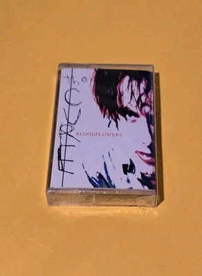 The Cure MC7 MC Cassette Bloodflowers Fiction Records FIXMC31 SEALED NEW - Immagine 1 di 2