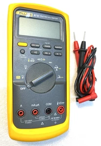 Fluke 87V True RMS Digital Multimeter mit Leitungen - kalibriert - Bild 1 von 3