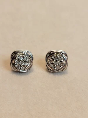 Pendientes de flores con racimo de diamantes y plata de ley Kay joyeros de colección sin respaldo Foto 1 de 4