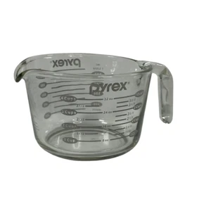 Taza Medidora de Vidrio PYREX VINTAGE 4 Tazas 1 Cuarto Con Letras Grises Usada en Excelente Condición - Imagen 1 de 9