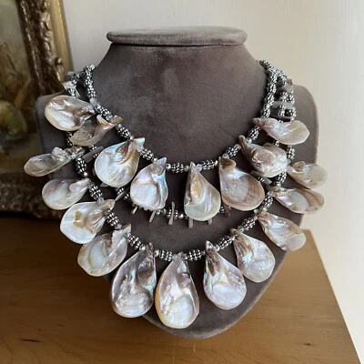 Collar Chico's Shell llamativo cristal plata madre pera Foto 1 de 4