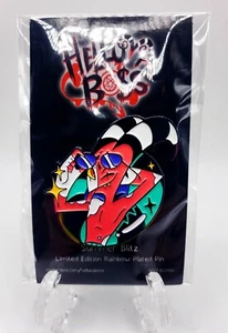 Spilla placcata arcobaleno Helluva Boss Blitz estivo - EDIZIONE LIMITATA - SOLD OUT! - Foto 1 di 4