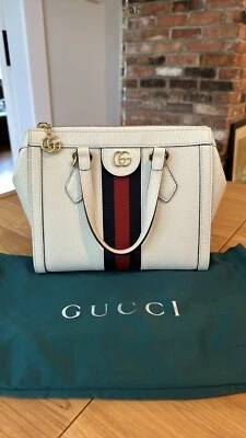 Bolso Gucci Ophidia de cuero blanco con asa superior Foto 1 de 4