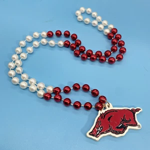 University of Arkansas Razorbacks Hog Red & White Beaded Necklace Hologram - Picture 1 of 10