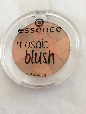 essence mosaic blush 4,5 g - 30 kissed by the sun - Bild 1 von 2